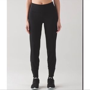 Lululemon Fresh Tracks Pant/Joggers Black (Size:12)